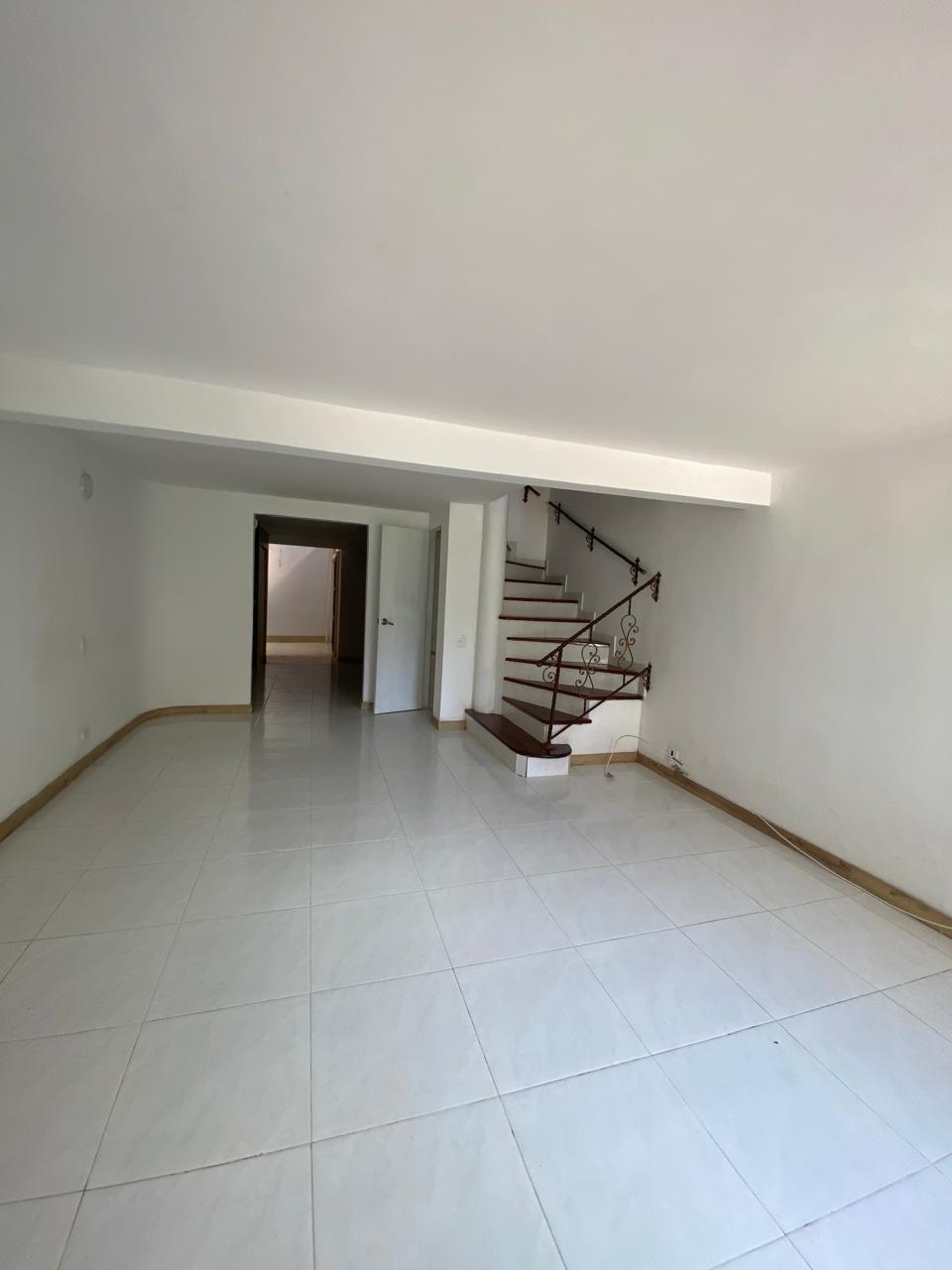 Casa para la venta en Envigado Las Antillas
