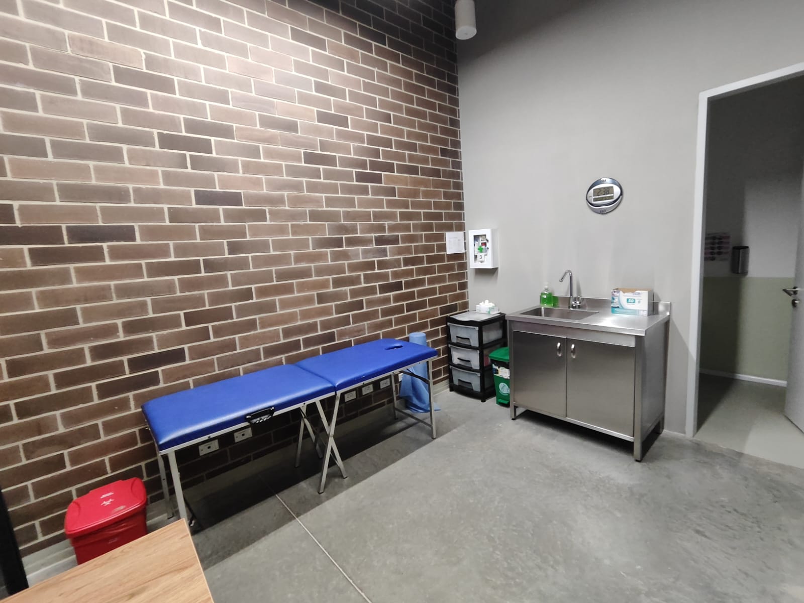 Edificio industrial para venta en sector  la aguacatala   Medellin