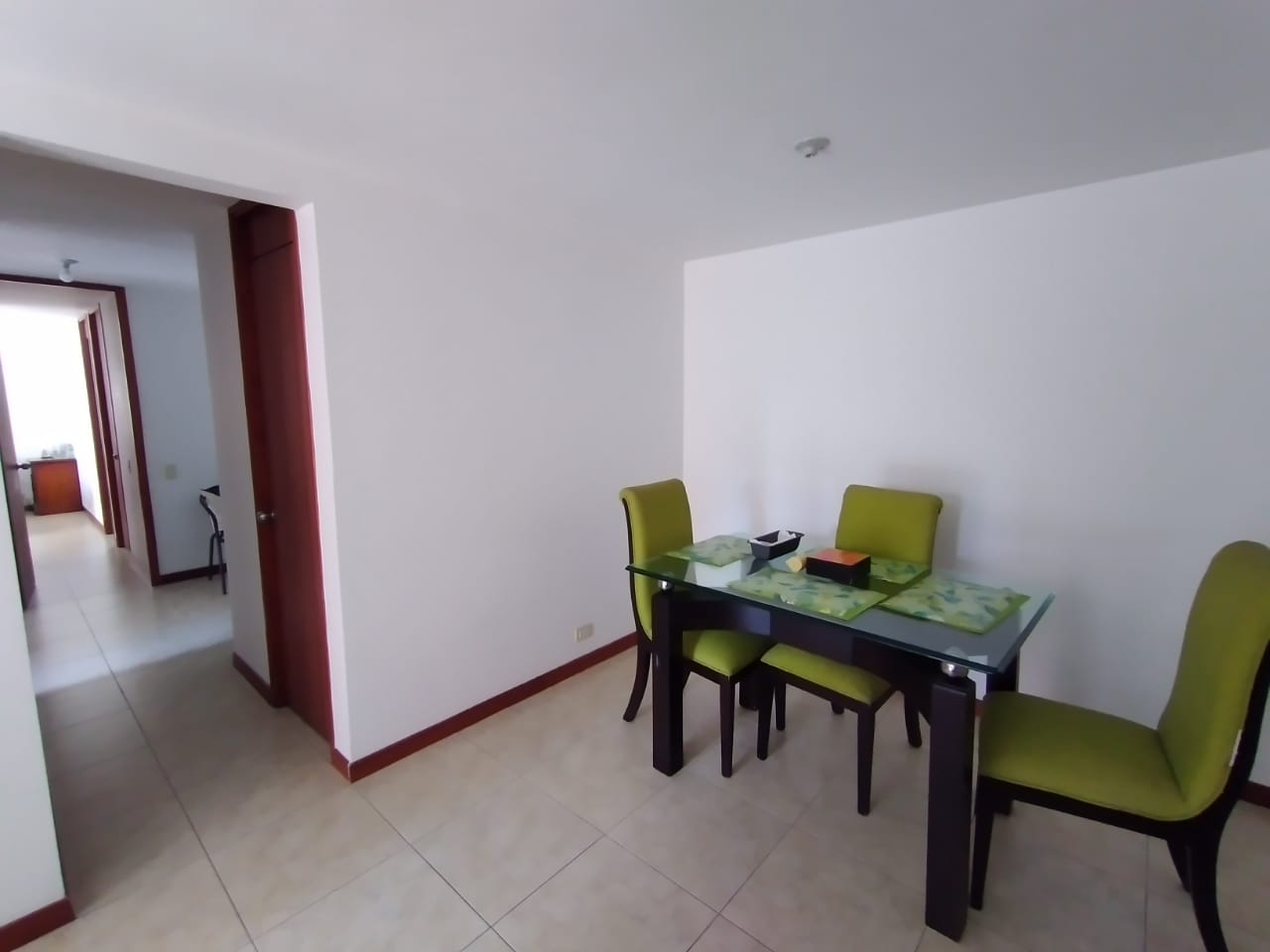 Apartamento en venta en la Loma de los Bernal