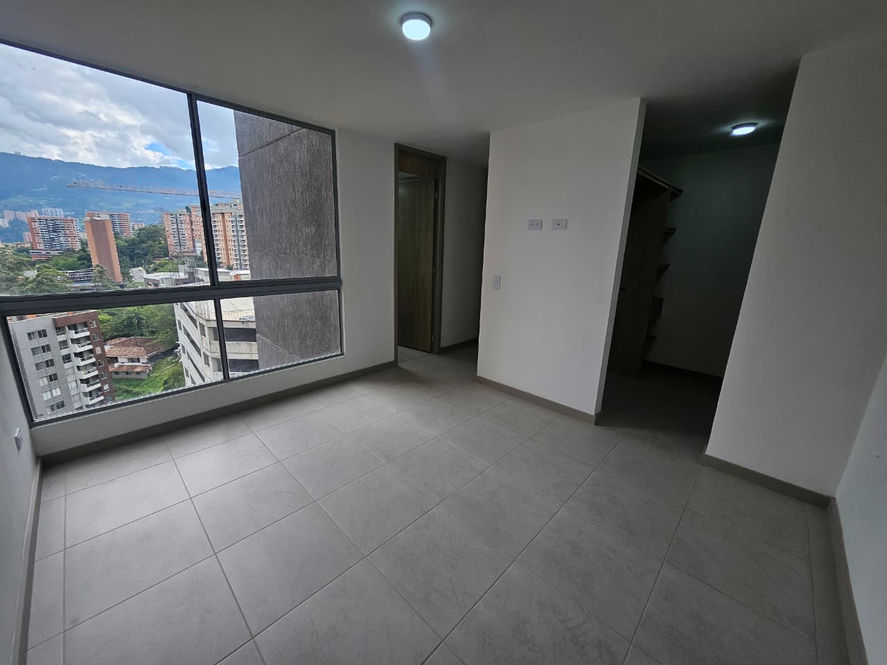 Apartamento para estrenar en venta en La Cuenca Envigado