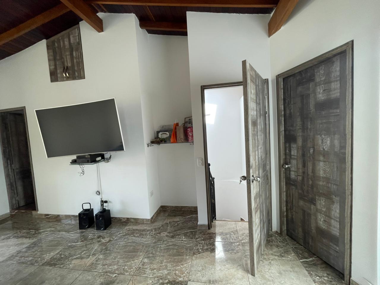 Casa para la venta en Sabaneta sector la Florida