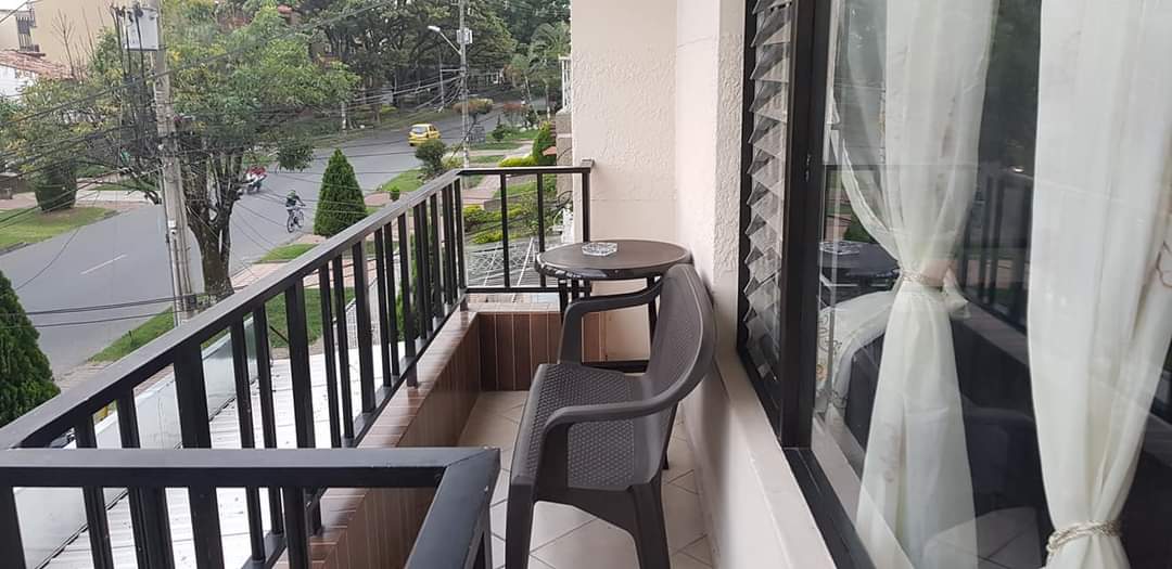 Casa amoblada para arriendo en Laureles Medellín