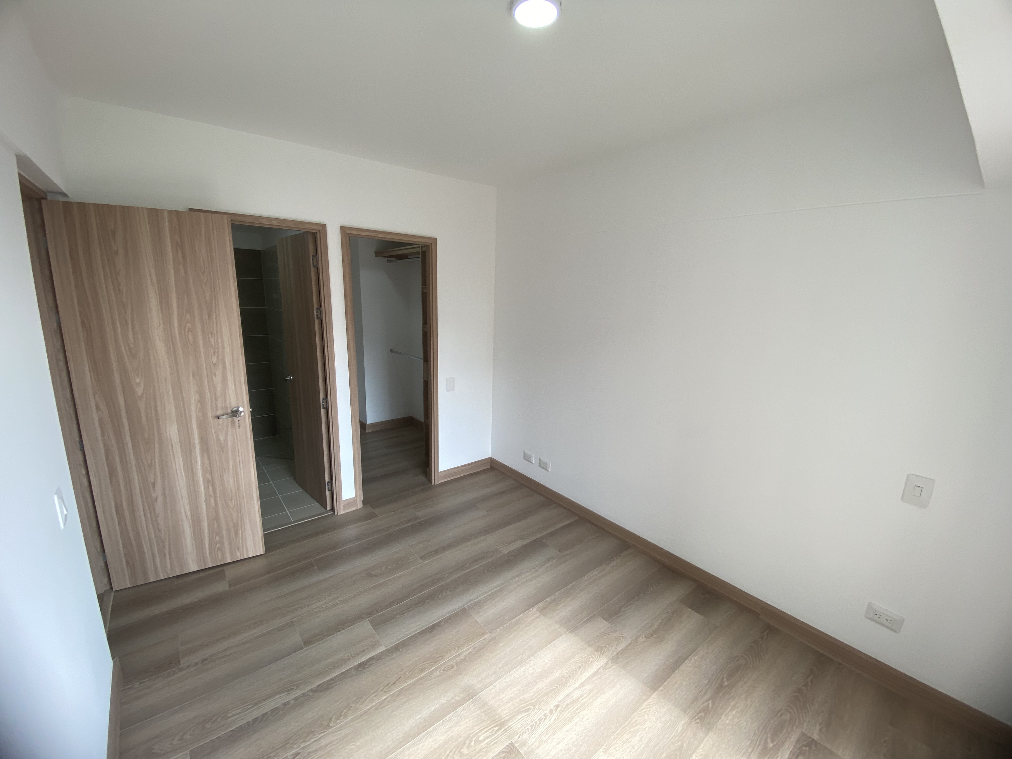 Venta de apartamento para estrenar en La Estrella, Toledo