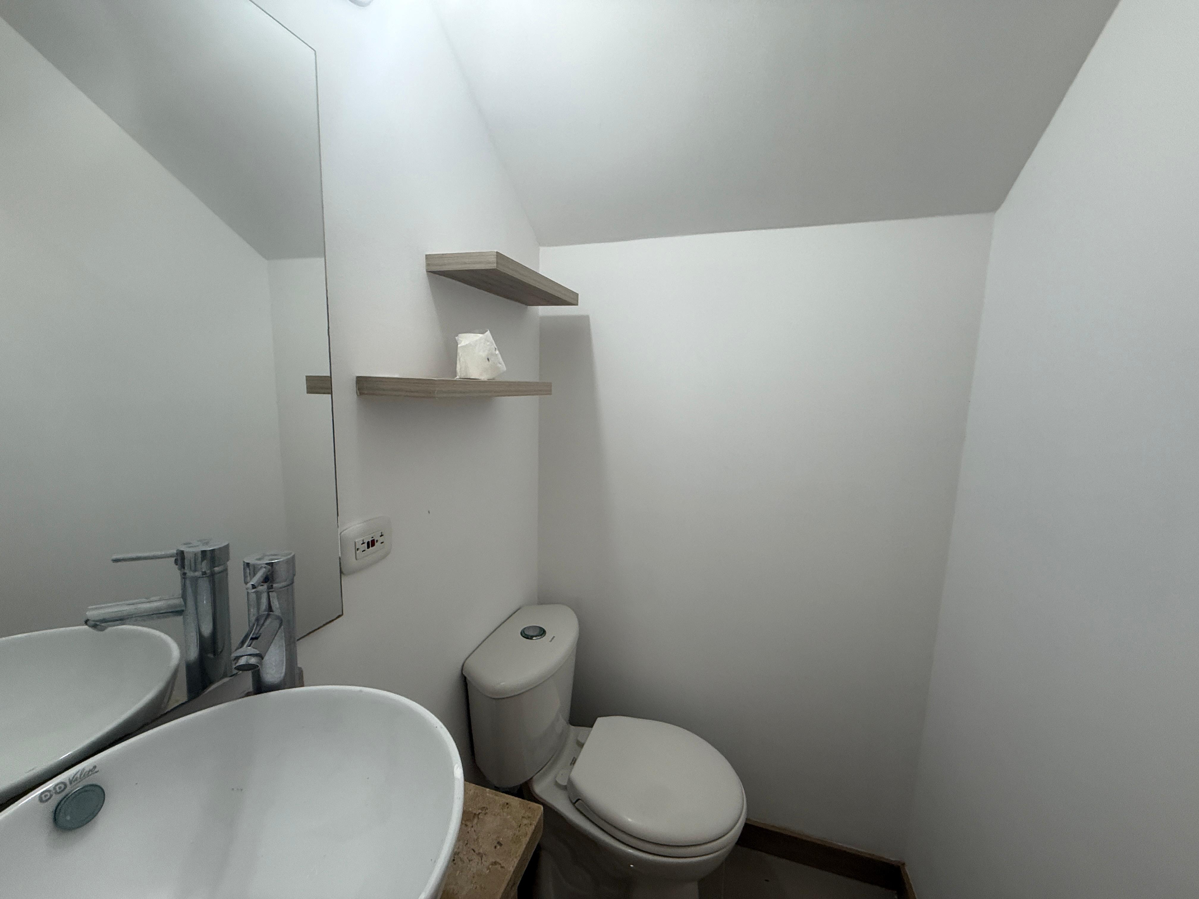 Venta de casa en El Retiro Pantanillo