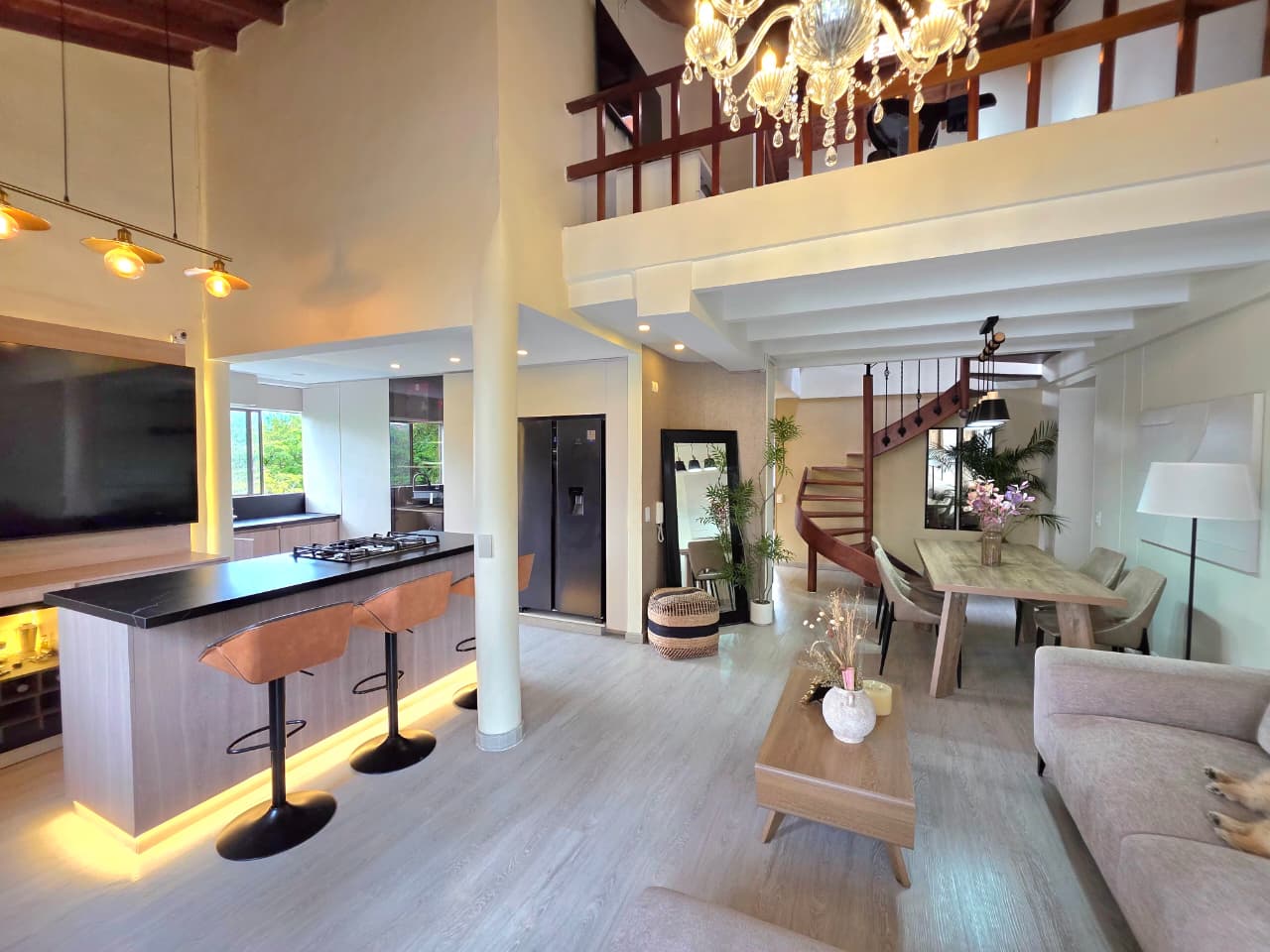 Apartamento dúplex en venta en El Poblado sector El Campestre
