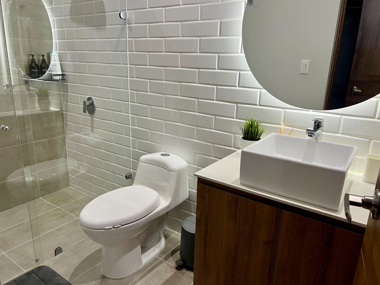 Apartamento amoblado para arriendo en Ciudad del Río El Poblado