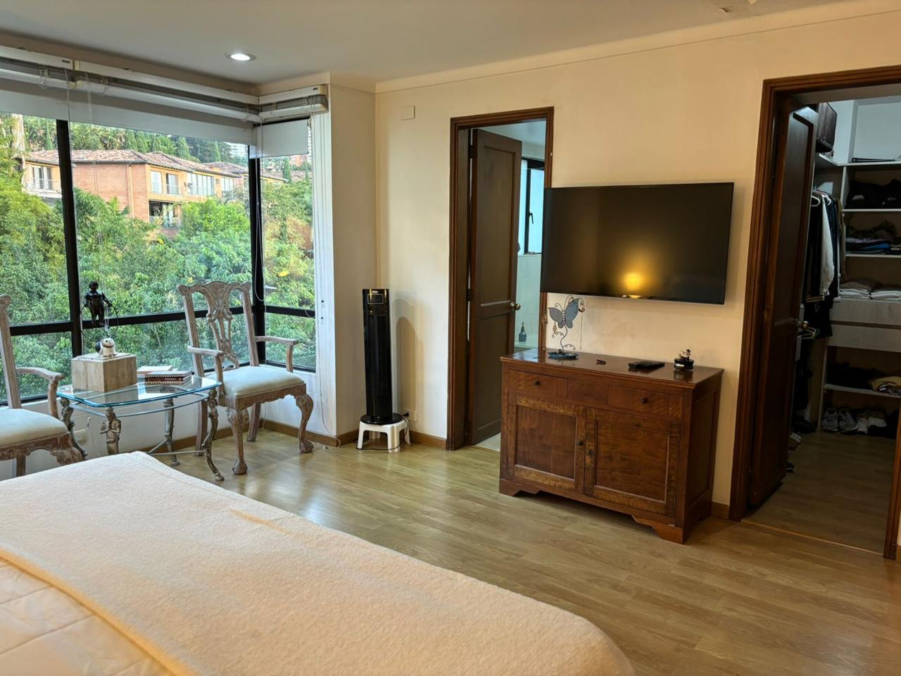 Apartamento para la venta en el tesoro