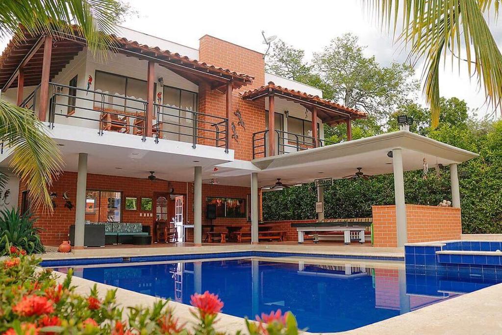 Cabaña En Santa Fe de Antioquia Para la Venta