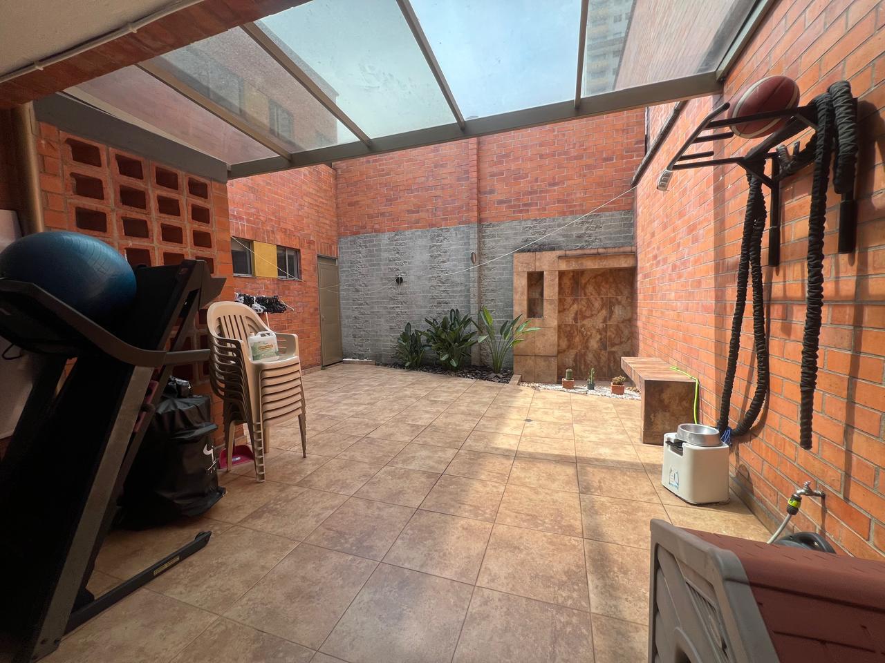 Casa en venta en la Estrella Suramerica