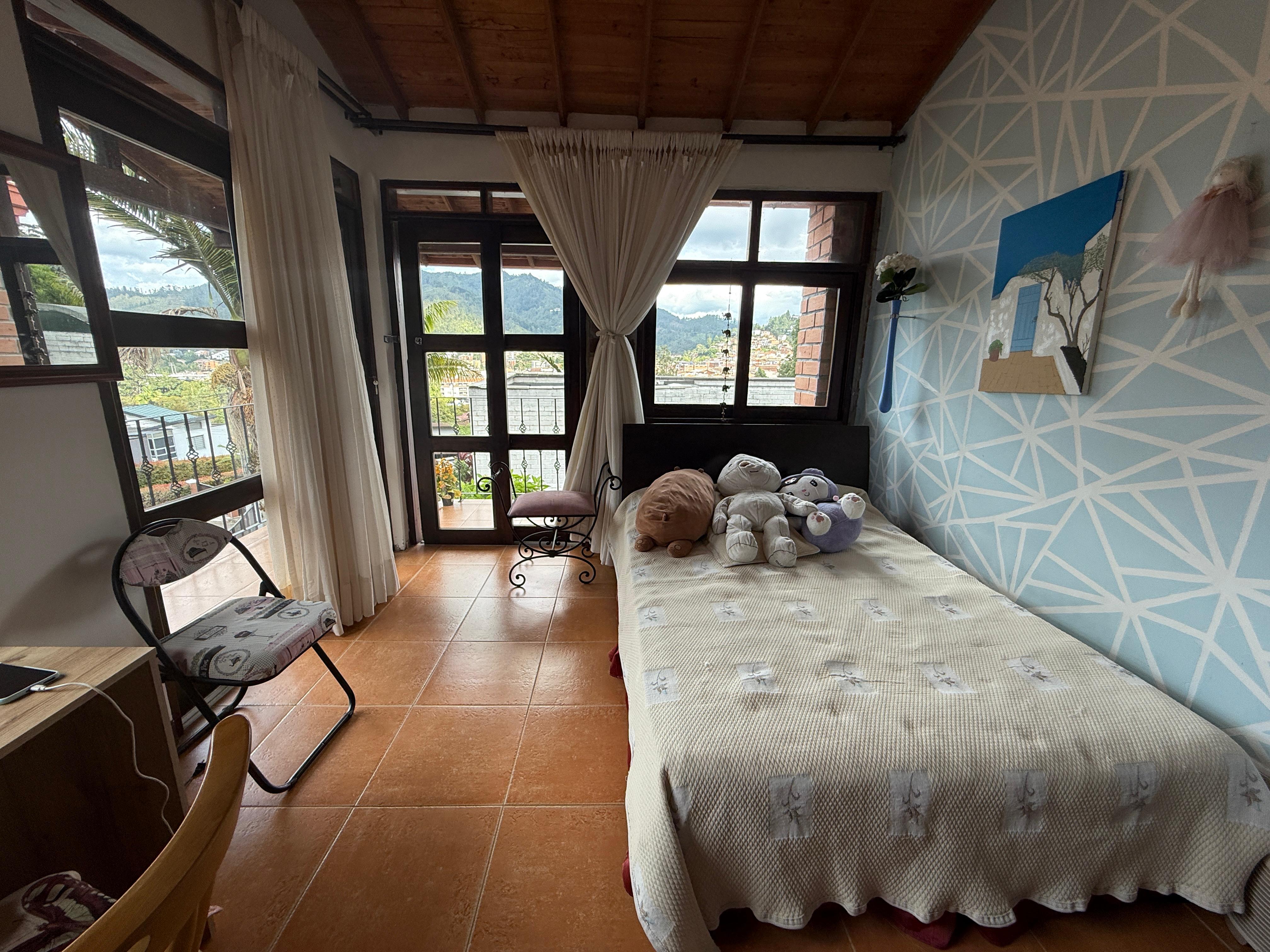 Venta de casa en El Retiro Sector Martin Pescador