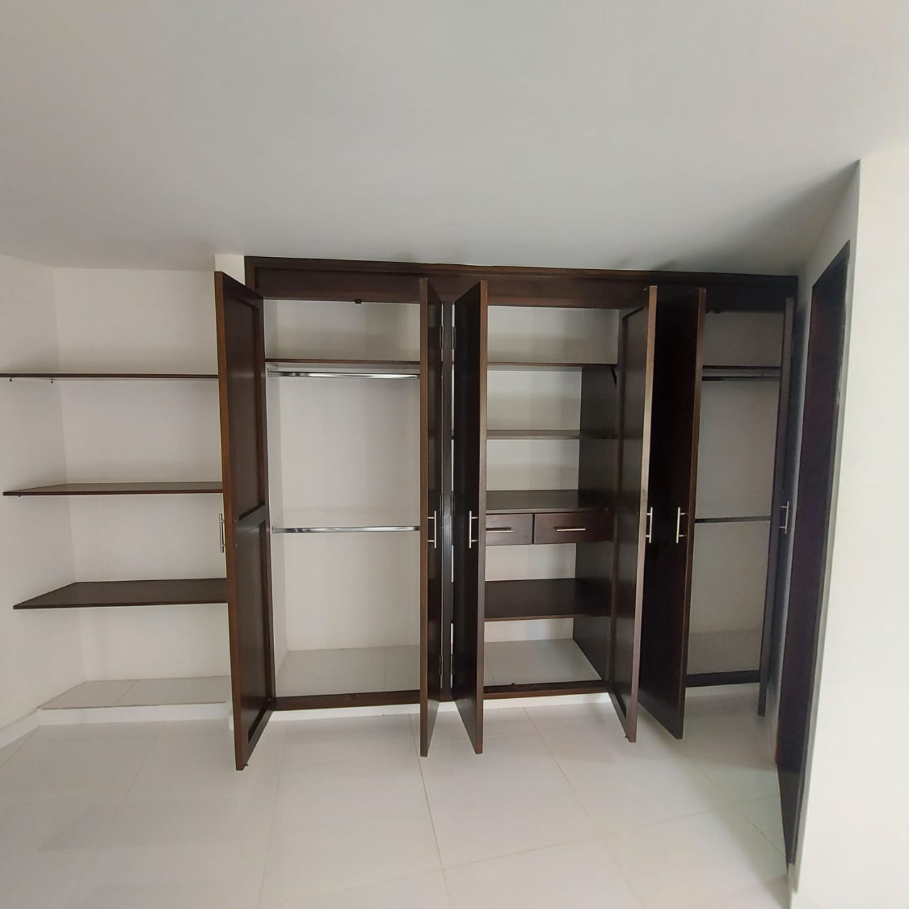 Apartaestudio en venta Medellin Loma de los Bernal