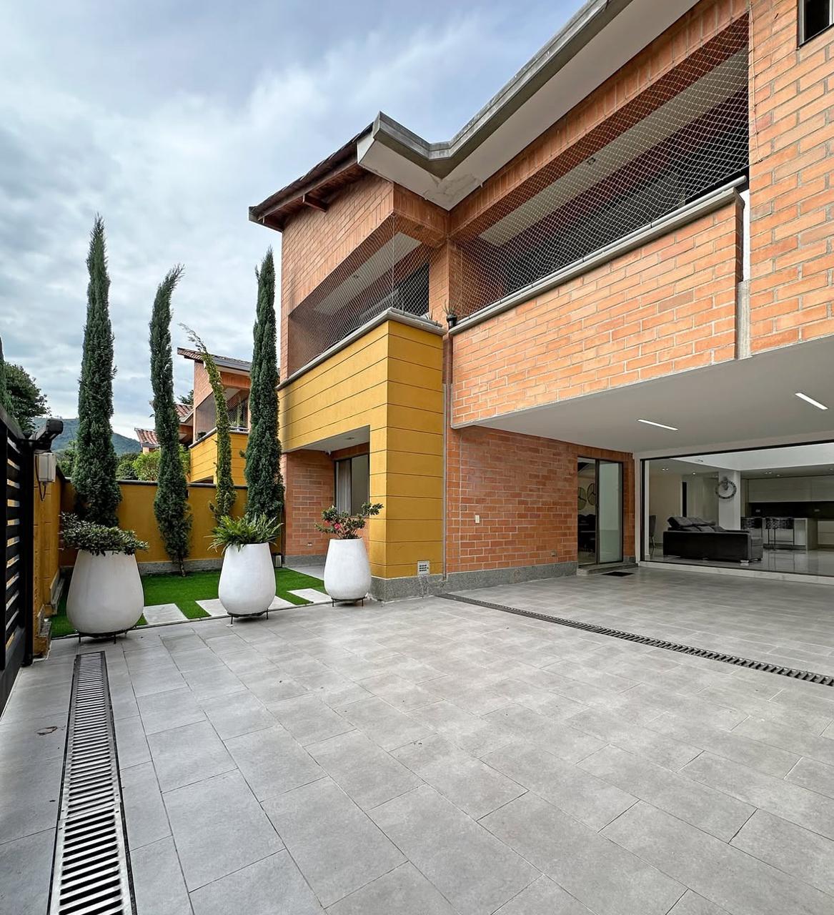 Casa para la venta en la Estrella Antioquia