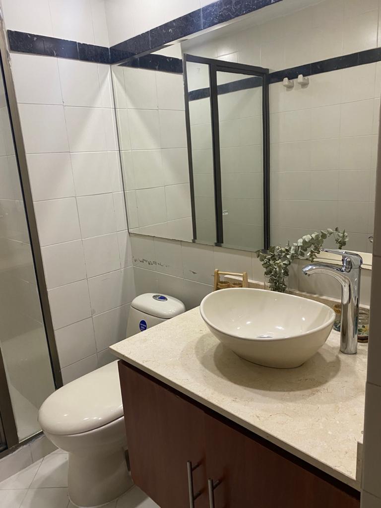 Apartamento para la venta en Loma de los Bernal Medellín