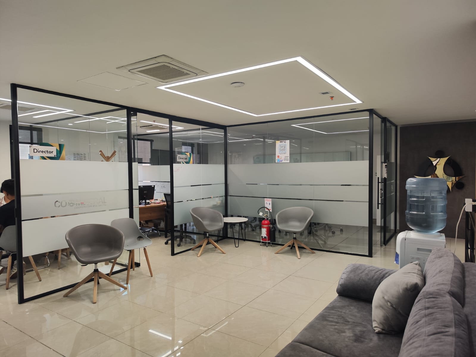 Oficina para  venta en la Aguacatala Medellín