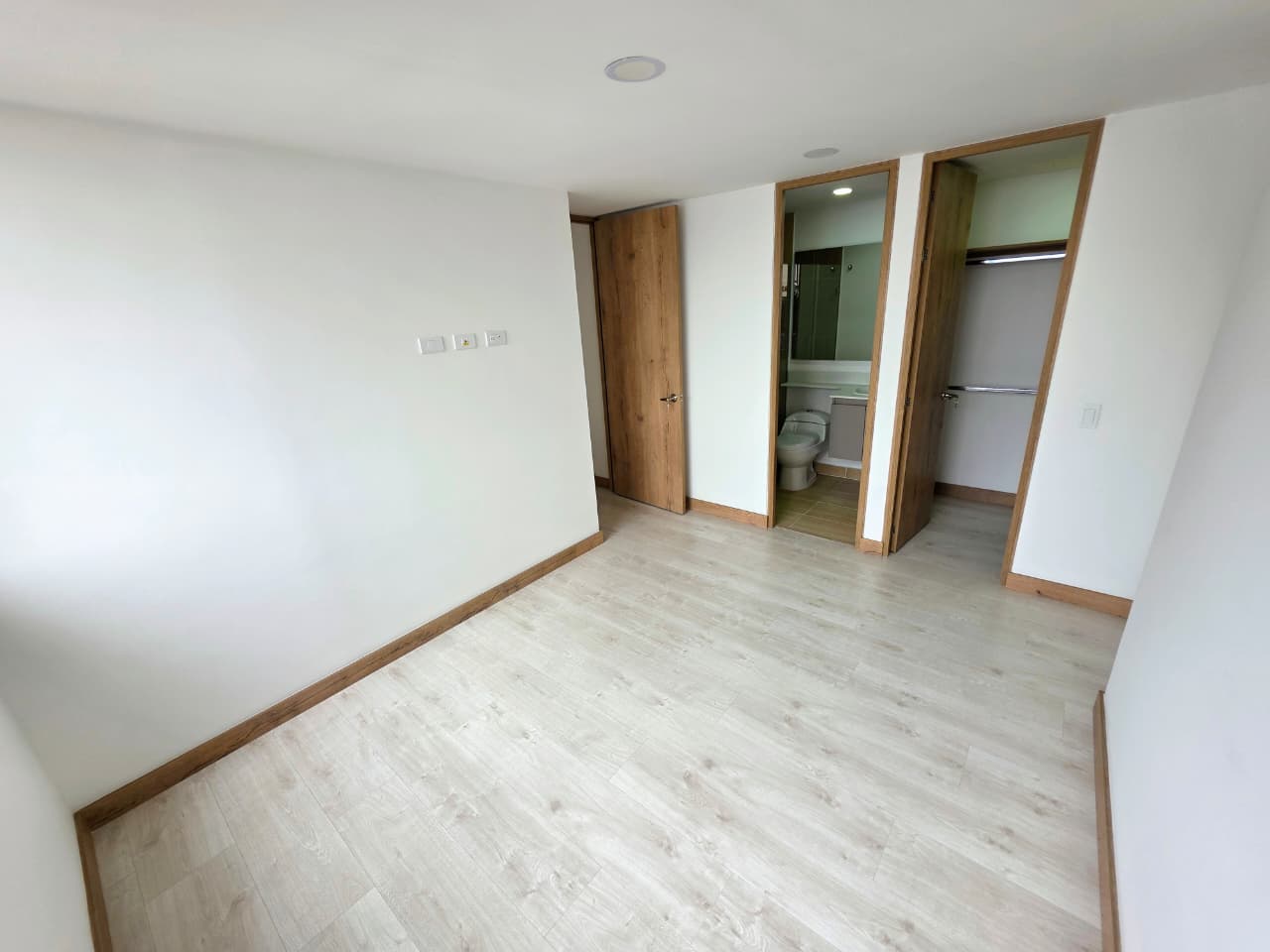 Apartamento en venta en buenos aires sector loma del indio