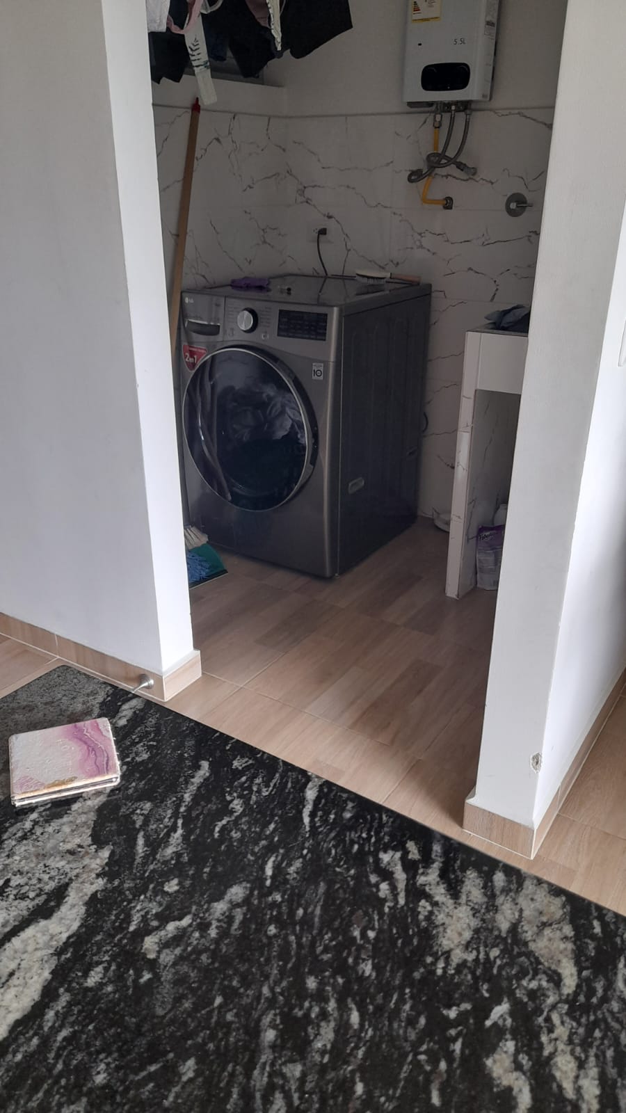 Venta de apartamento en la Estrella Suramerica