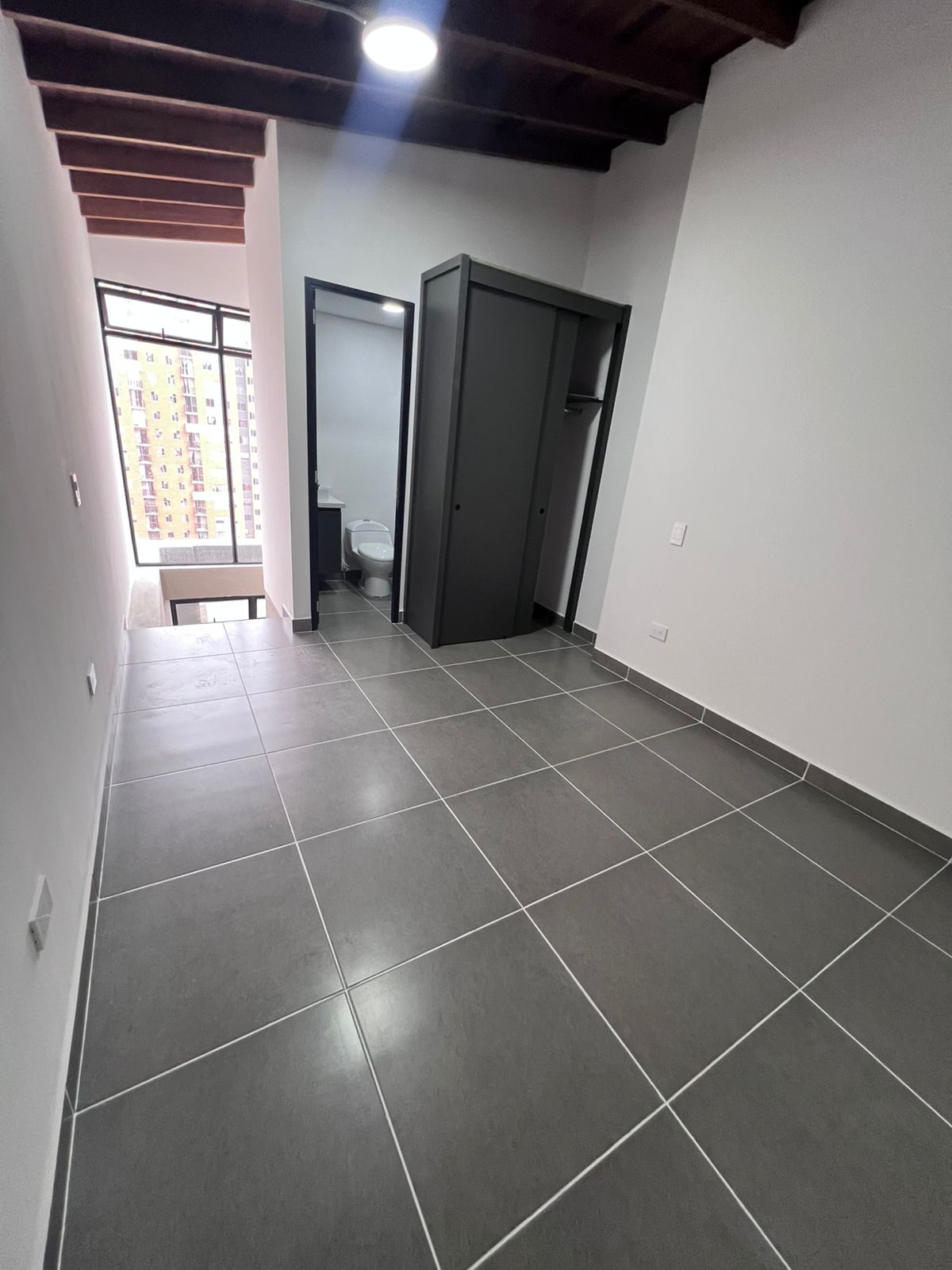 Venta de apartamento duplex para estrenar en Sabaneta Aves Marias