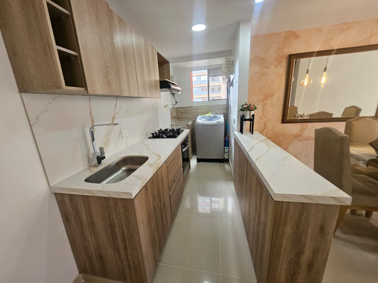 Apartamento amoblado en arriendo en Ciudad del Río El Poblado