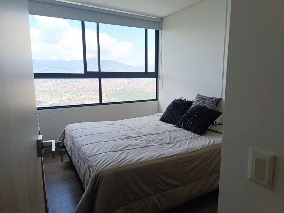 APARTAMENTO EN VENTA POBLADO VIA LAS PALMAS