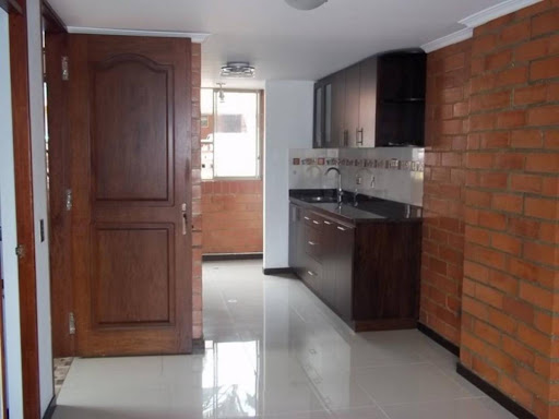 Casa en venta en La Mota Medellin