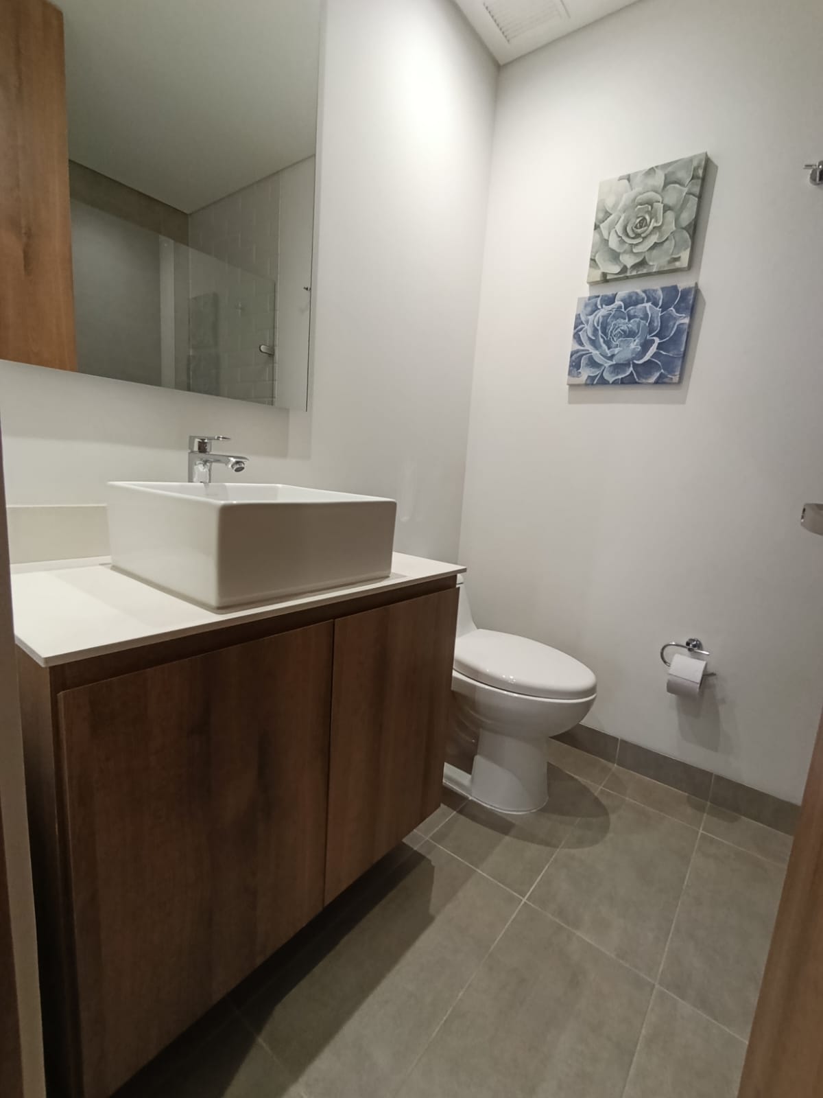 Apartaestudio amoblado para arriendo en Ciudad del Río El Poblado