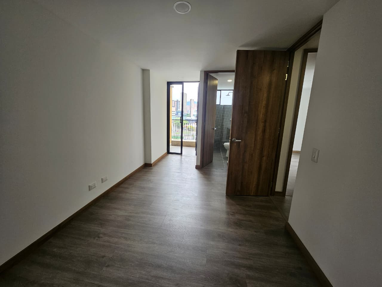 Apartamento para estrenar en arriendo en Envigado