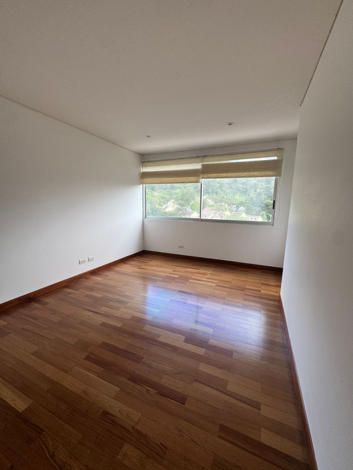 arriendo apartamento sector Los Balsos