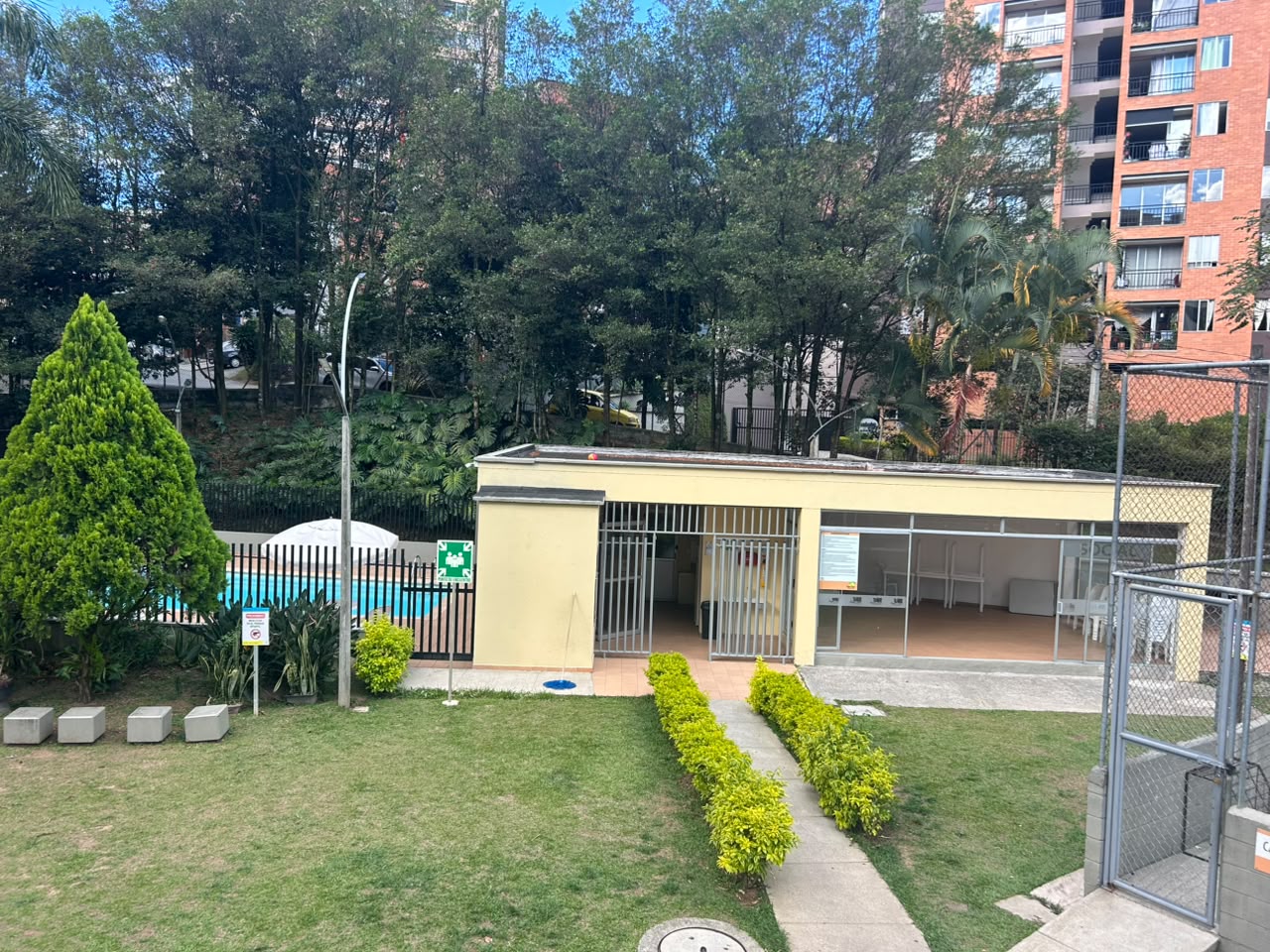 APARTAMENTO PARA LA VENTA EN ENVIGADO LA PAZ