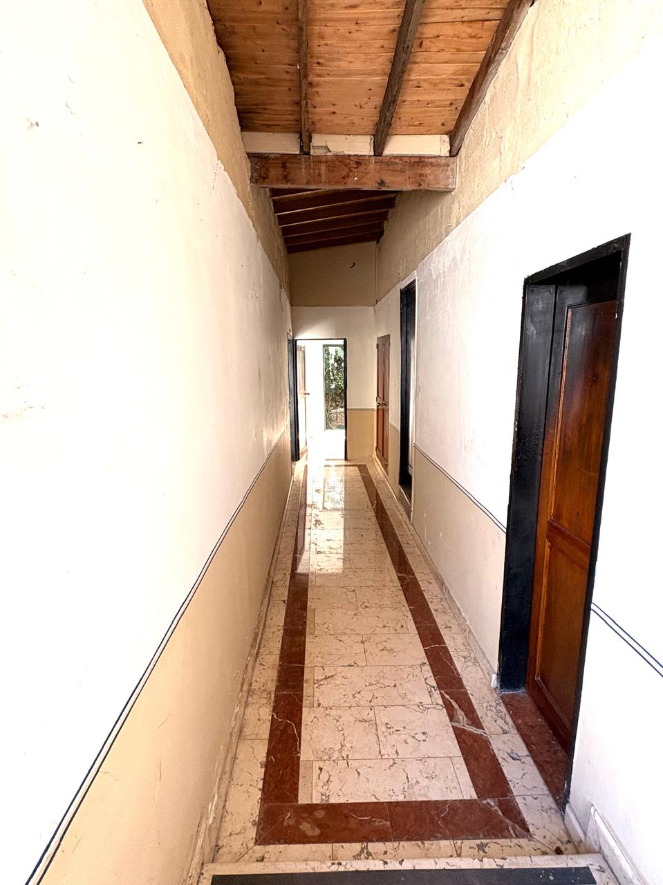 Casa Lote para venta en Poblado  Castropol