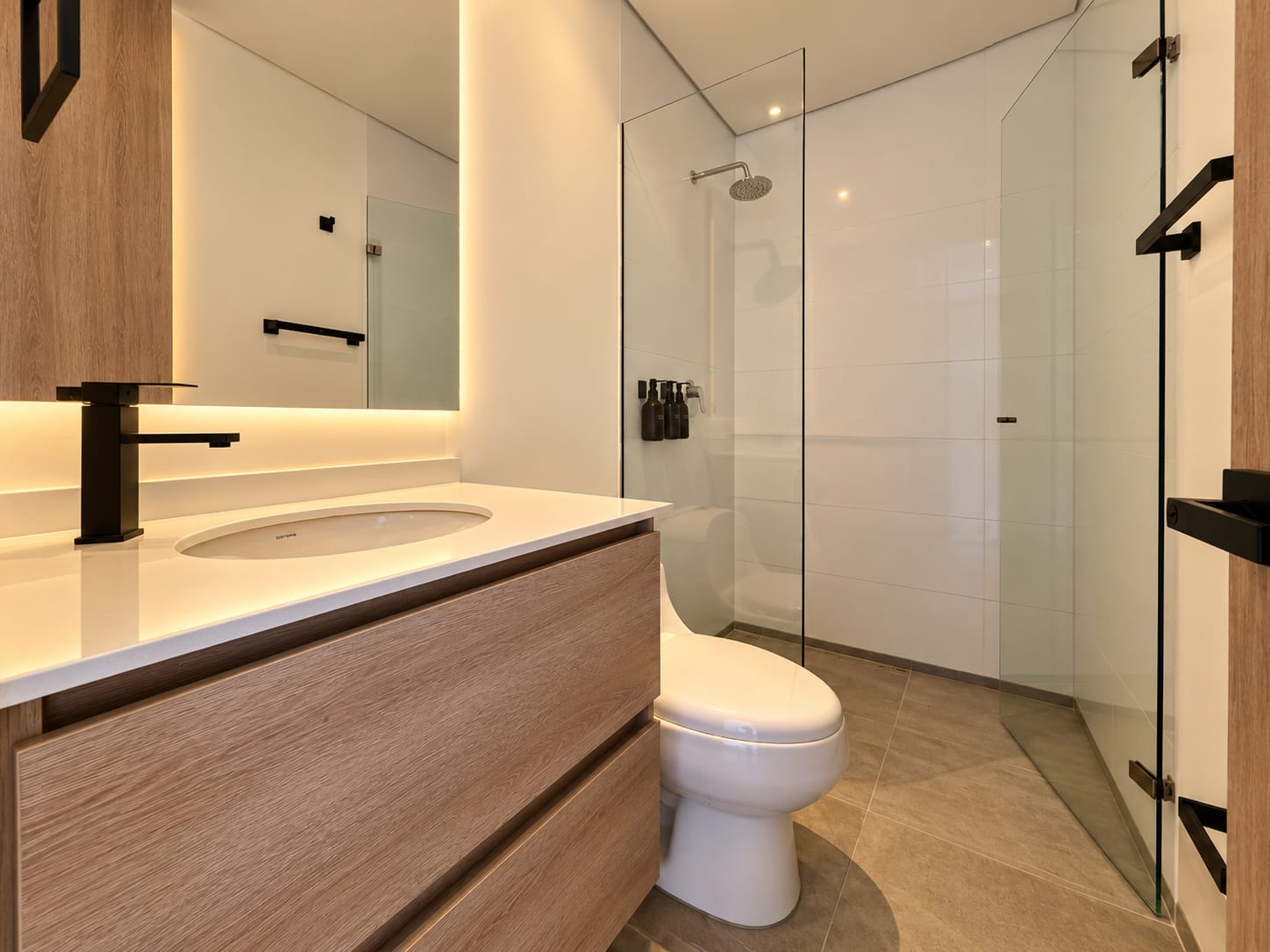 Apartamento en venta El Poblado Linares - 125 m² + vista a la ciudad
