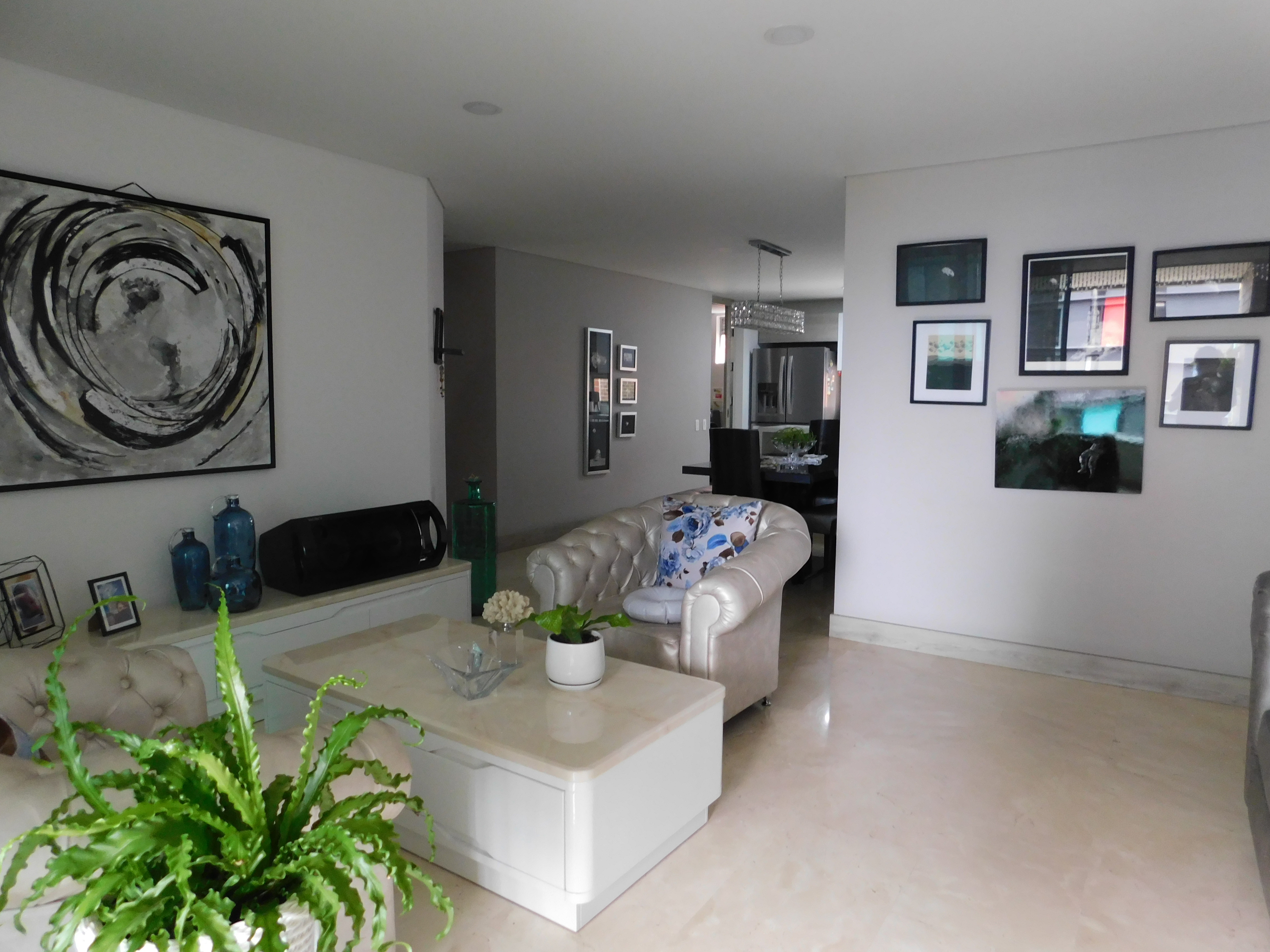 Apartamento en venta en Laureles - UPB