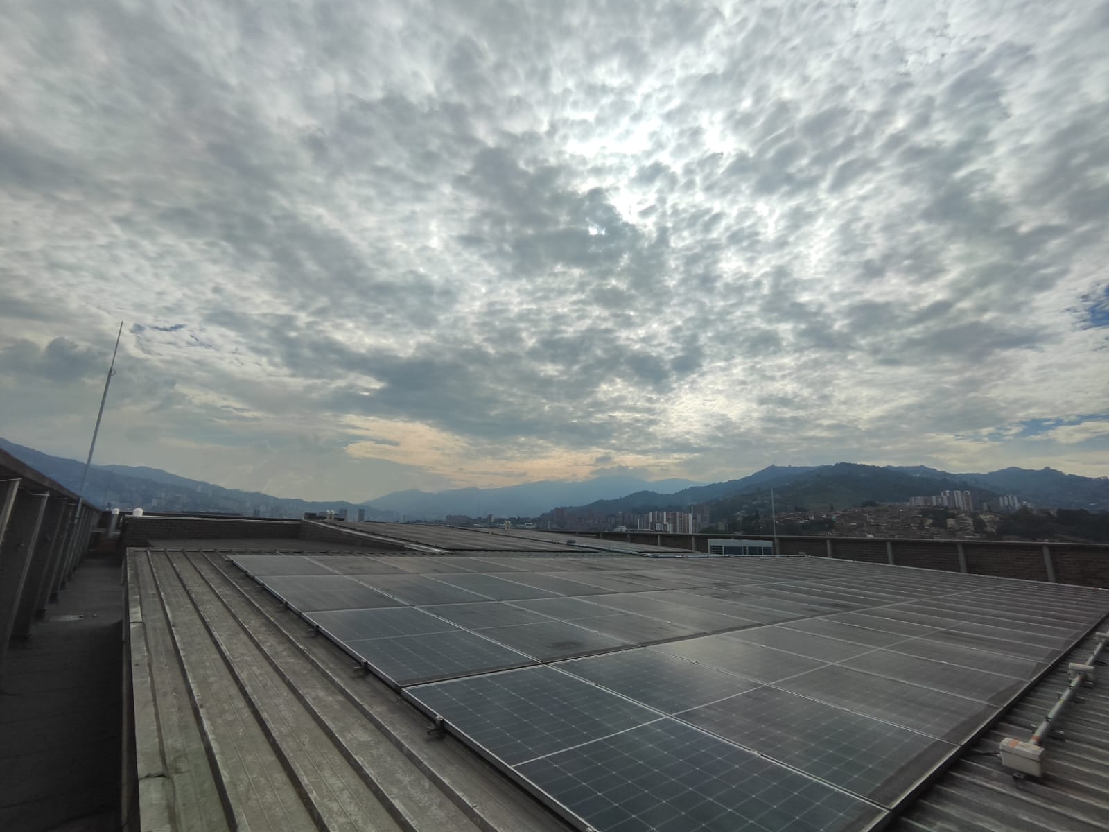 Edificio industrial para venta en sector  la aguacatala   Medellin