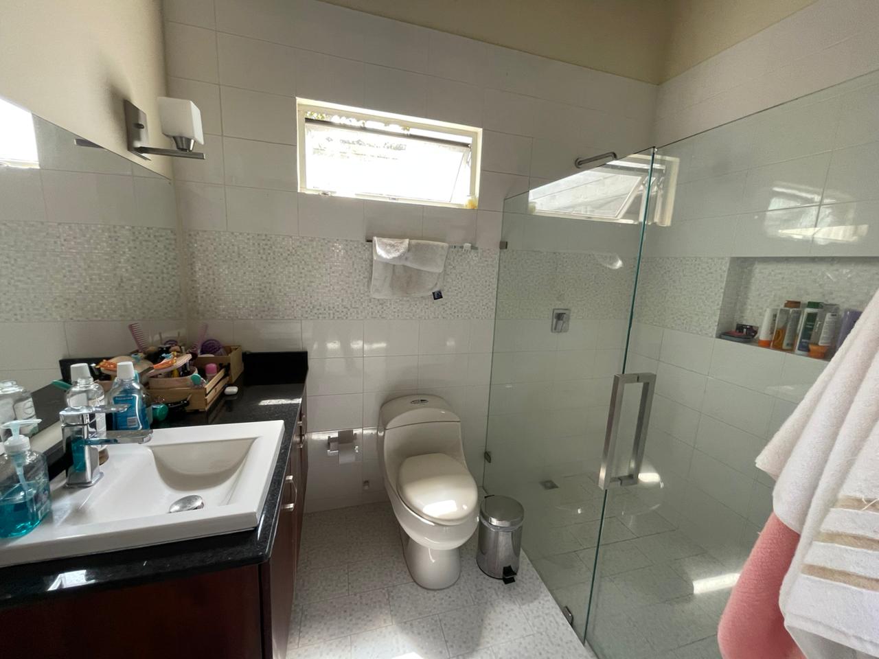 Casa para la venta en La Estrella Cerca del Parque - Antioquia