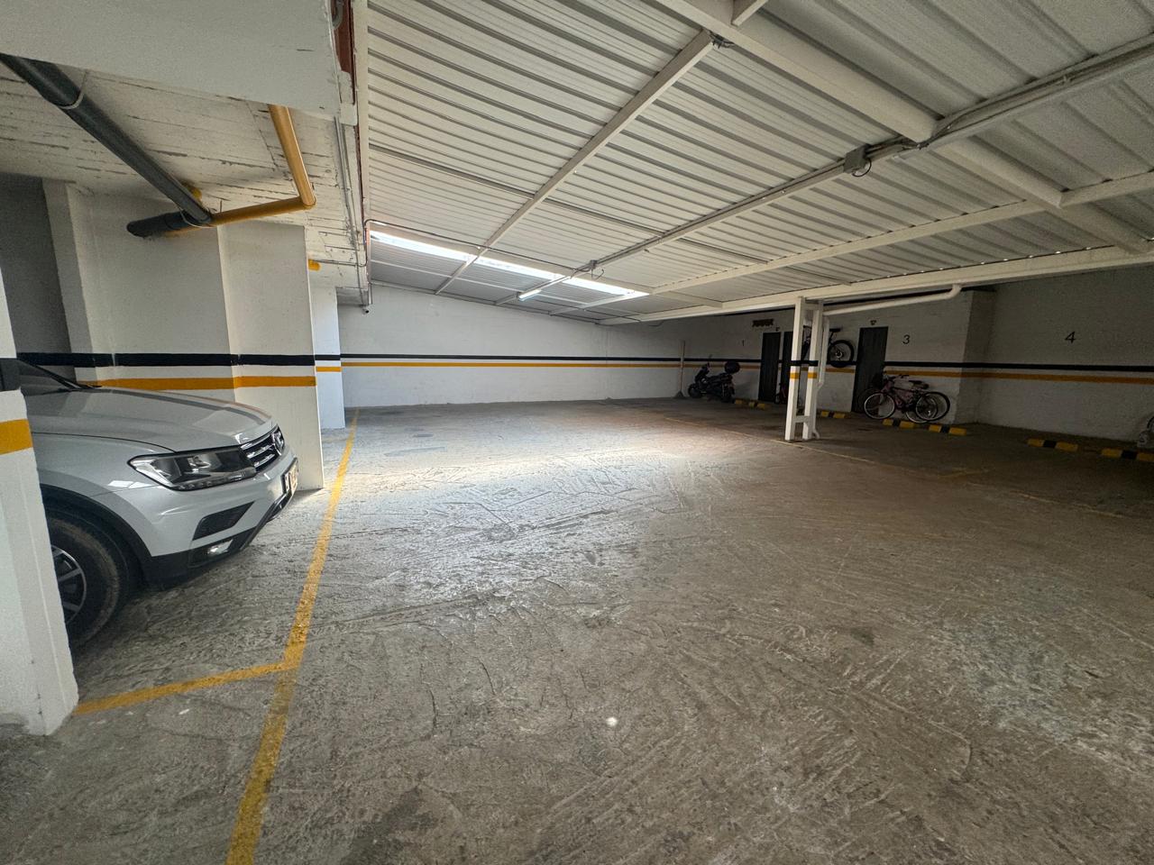 Apartamento en venta en Laureles