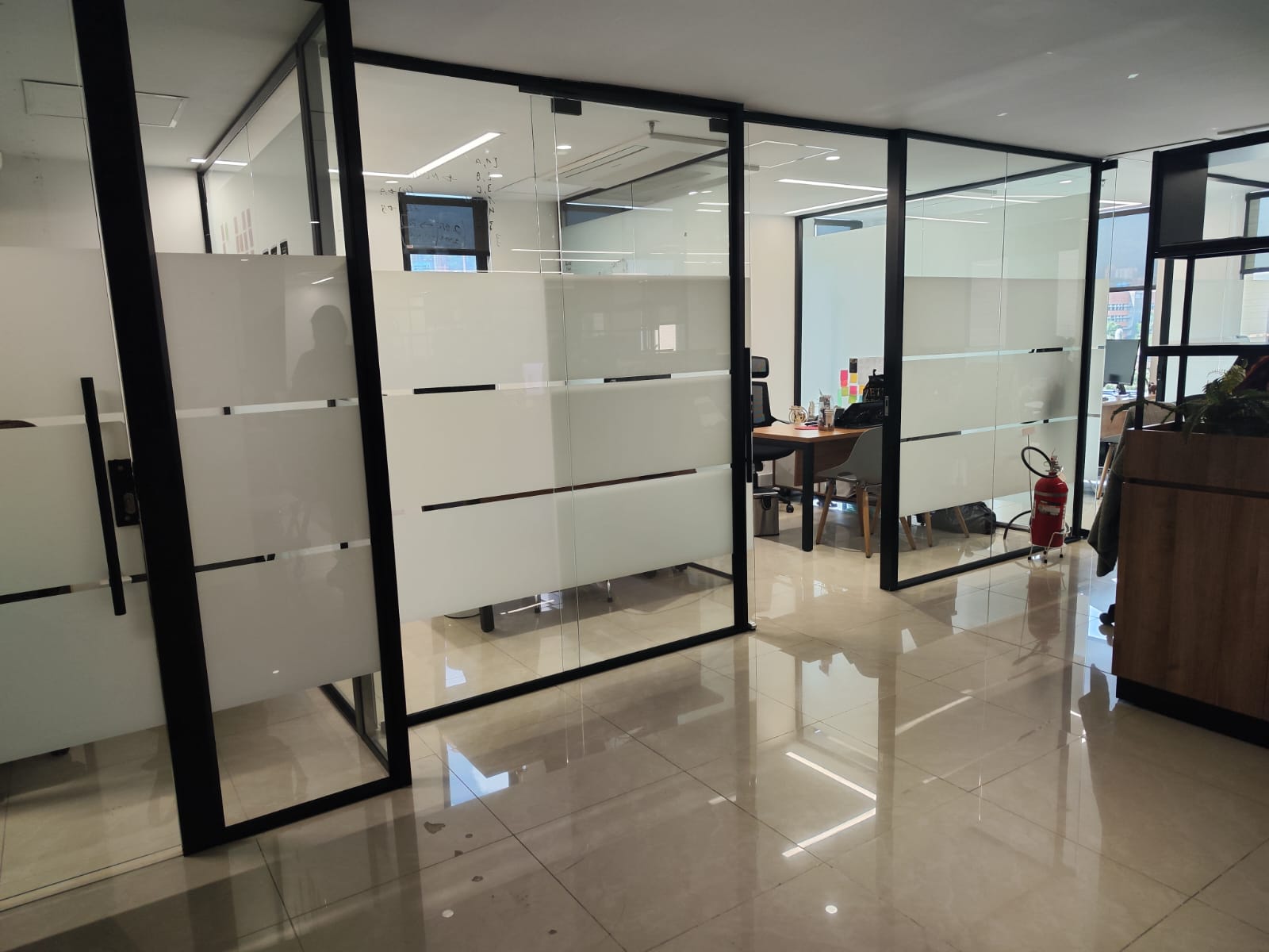 Oficina para  venta en la Aguacatala Medellín