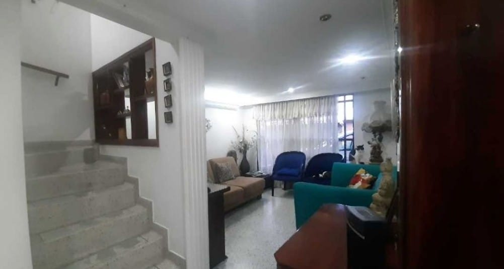 CASA PARA LA VENTA EN BELÉN LA NUBIA