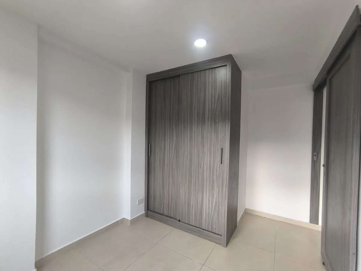 Vendo apartamento en rodeo alto Medellín