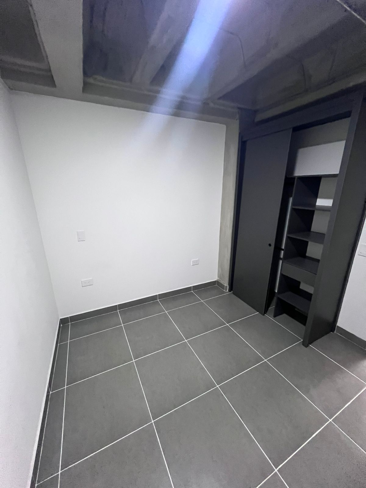 Venta de apartamento duplex para estrenar en Sabaneta Aves Marias