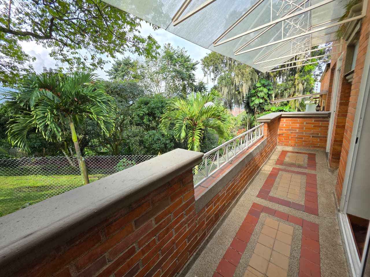 Casa en venta en las brujas envigado