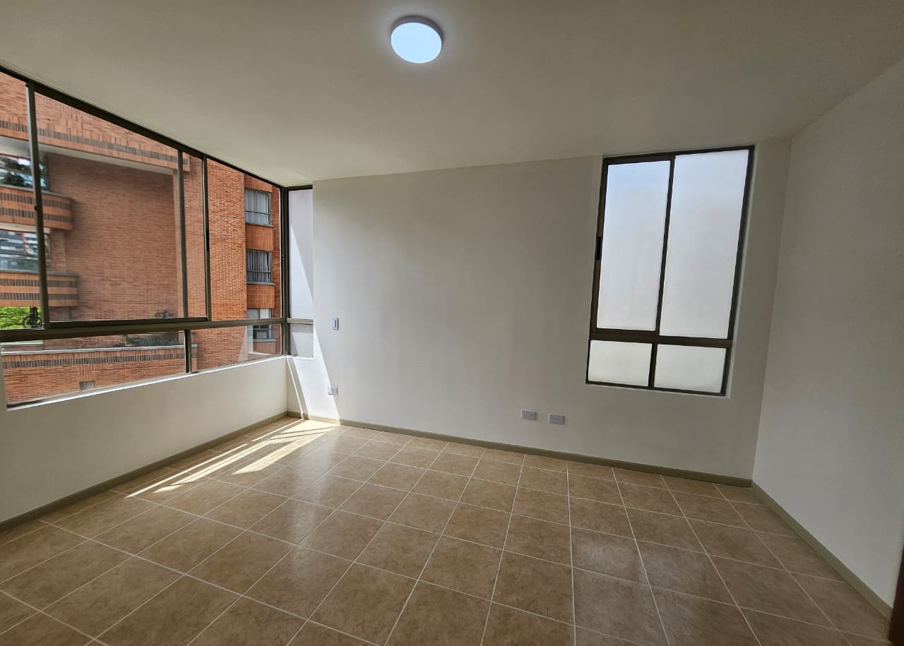 Apartamento en arriendo en El Poblado sector Los Balsos