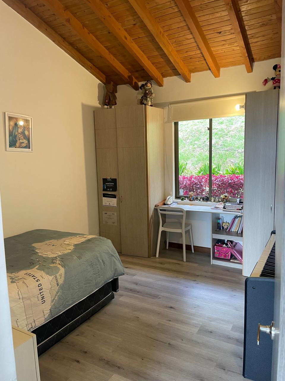 Casa para arriendo en Envigado Loma del Escobero