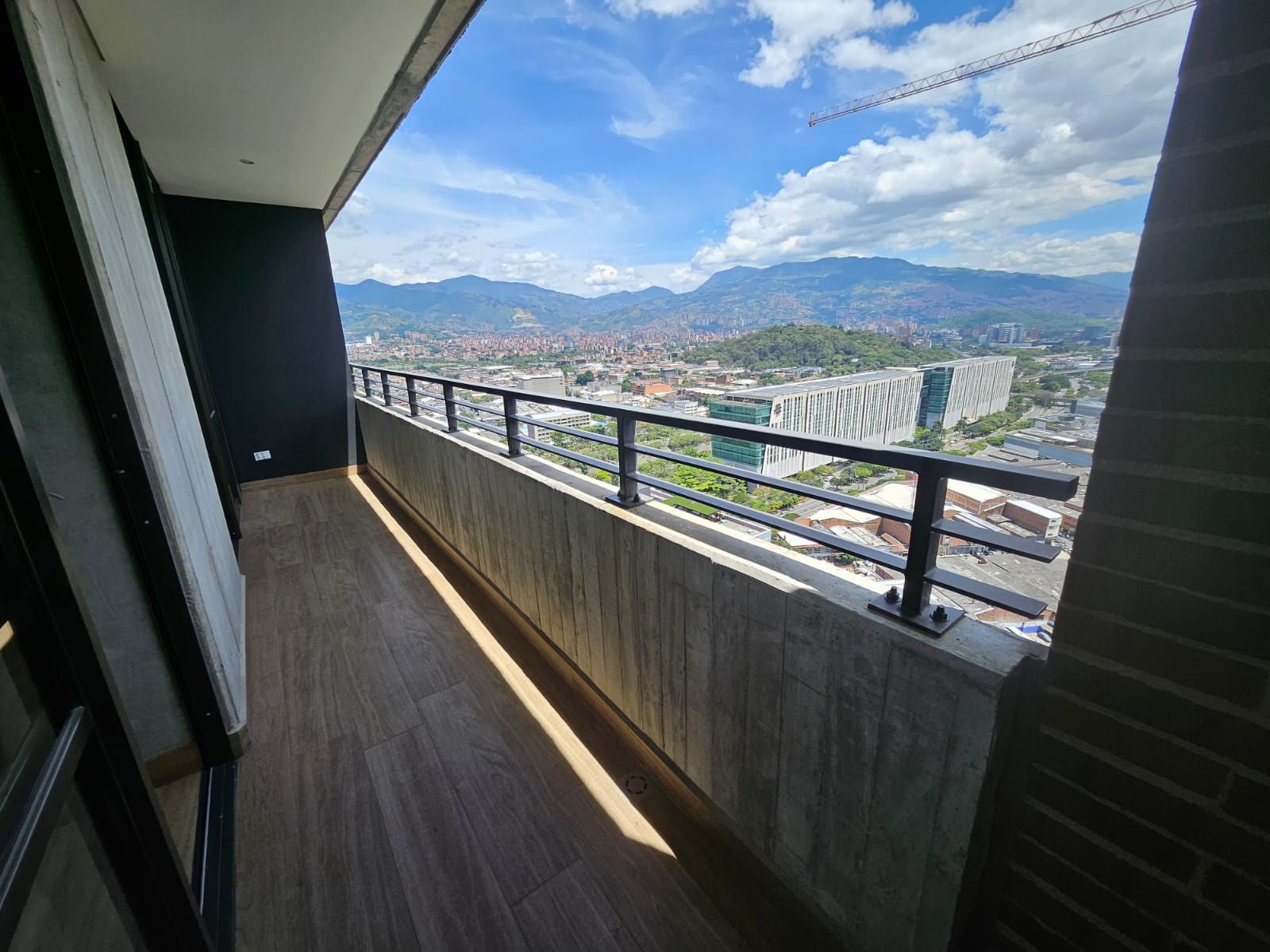 Apartaestudio para arriendo en Ciudad del Río El Poblado