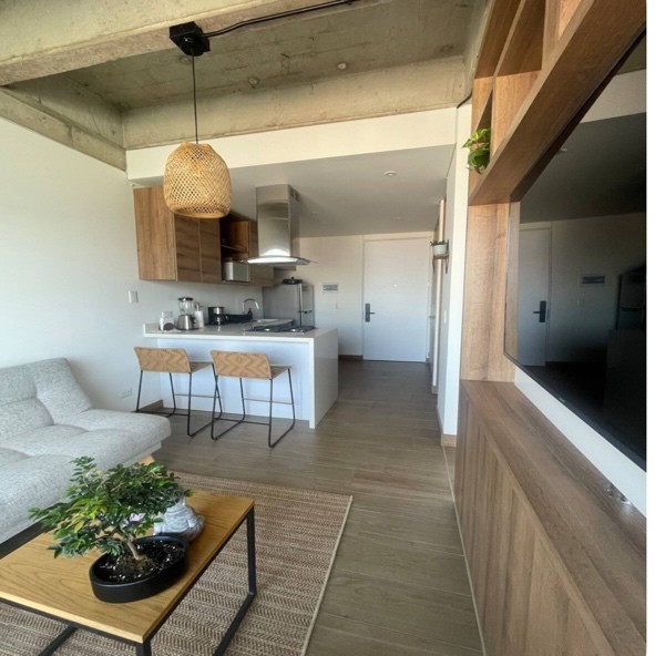 Apartaestudio amoblado para arriendo en Ciudad del Río El Poblado