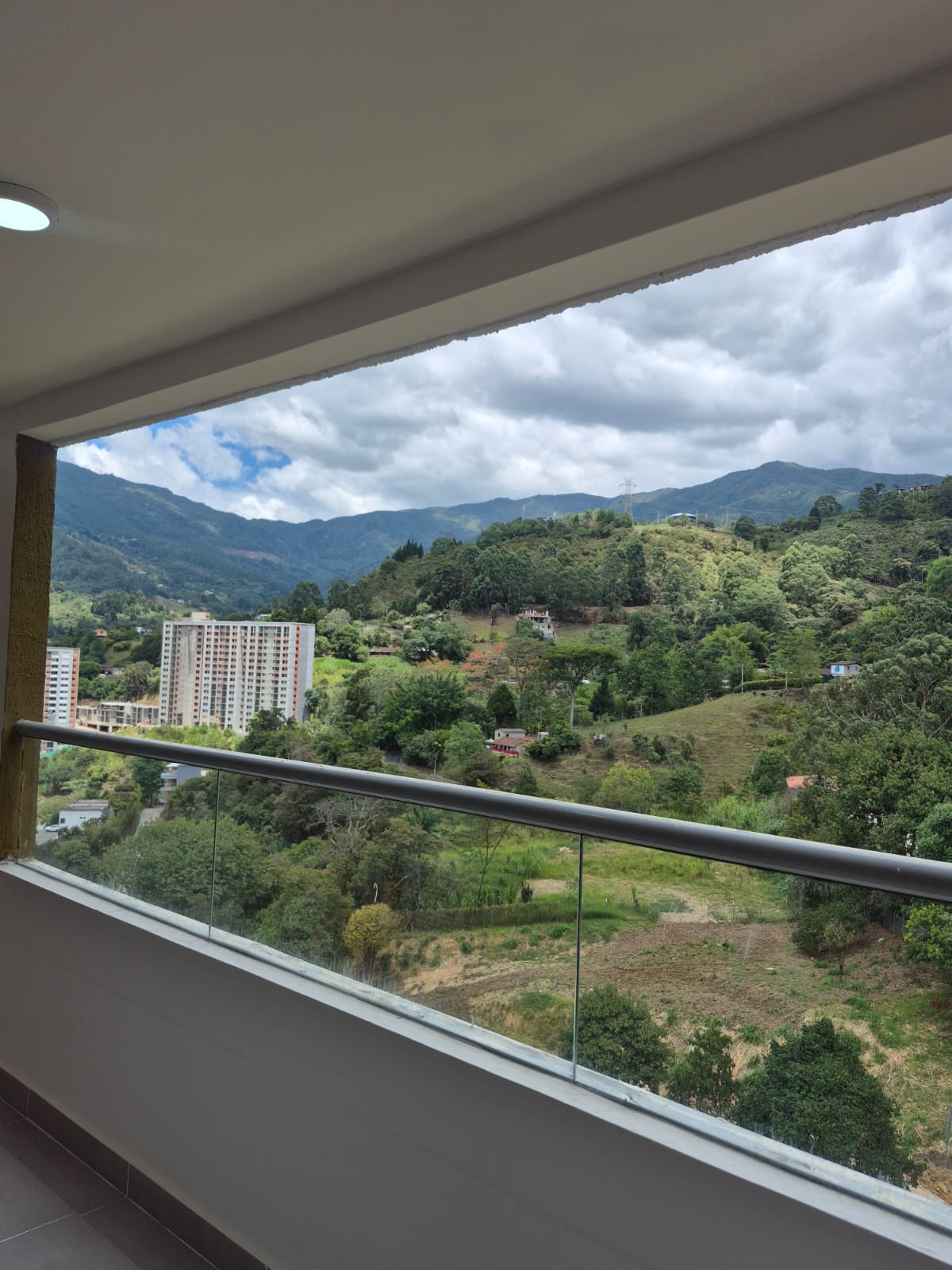 Apartamento para venta en Envigado Las Antillas Antioquia