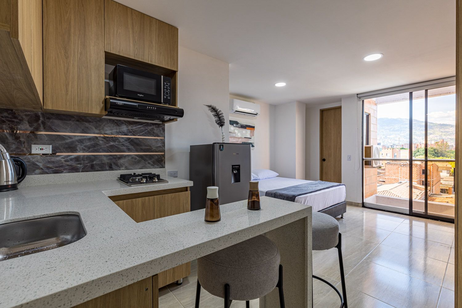 Apartaestudio tipo Loft amoblado en venta Belén Rosales