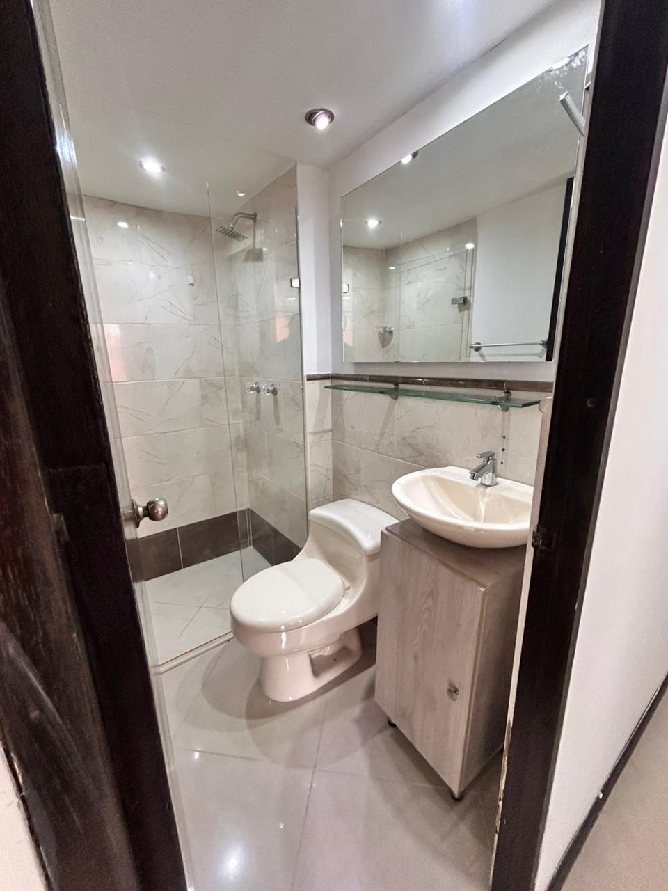 Apartamento en venta en San German - Robledo