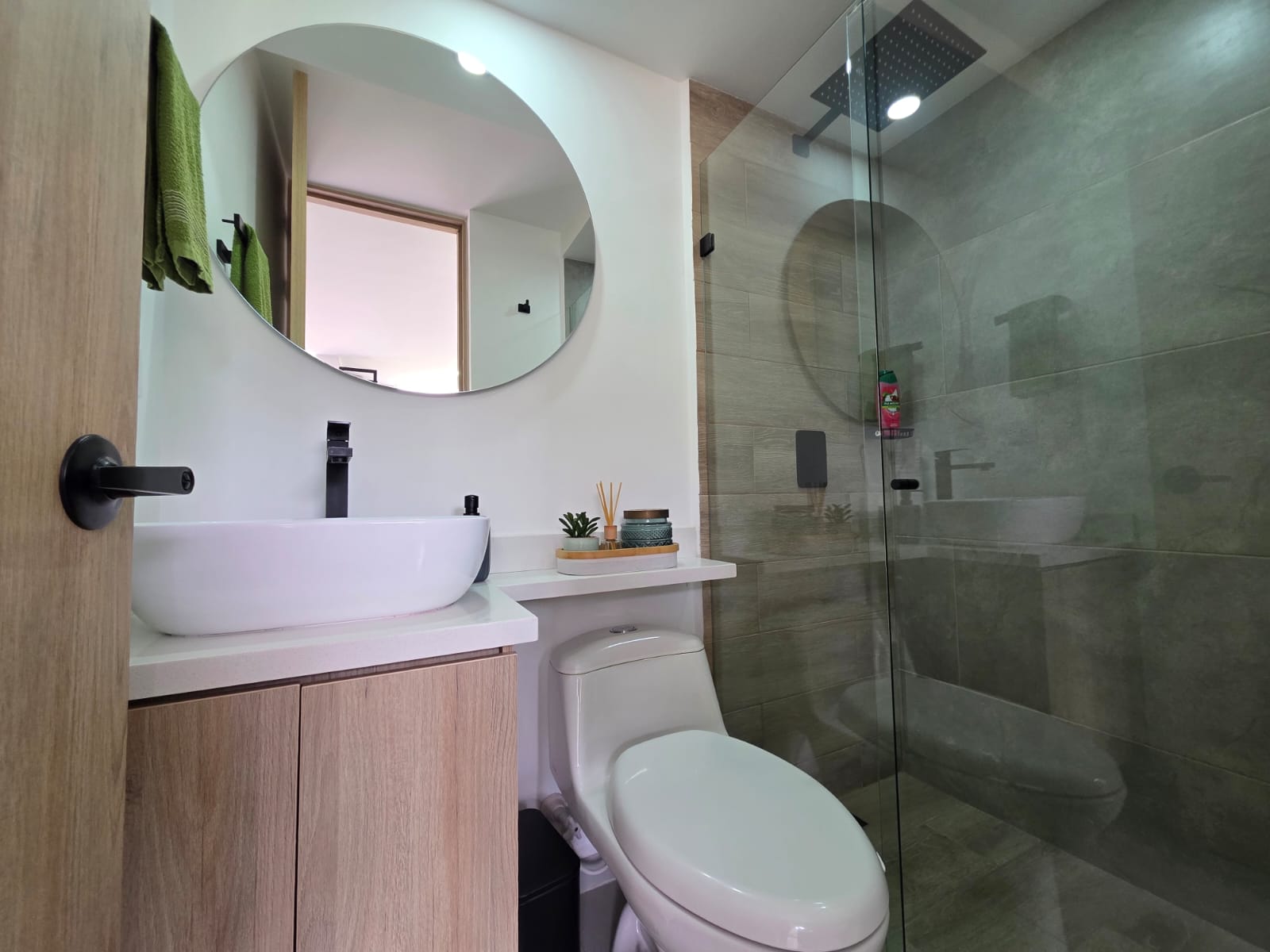 Apartamento en venta Pueblo Viejo La Estrella – 2H + estudio