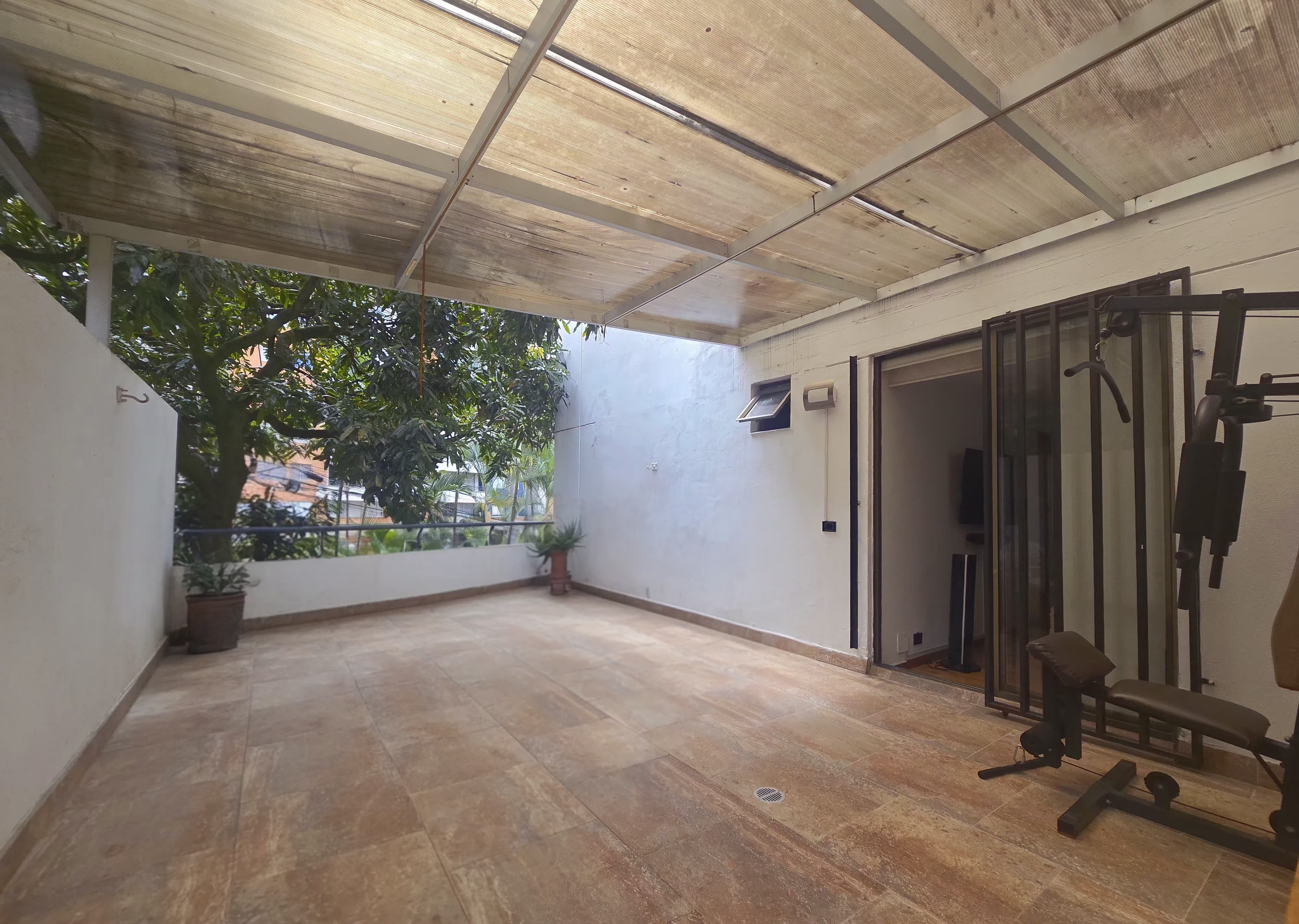 VENTA DE APARTAMENTO LOMA DE LOS BERNAL
