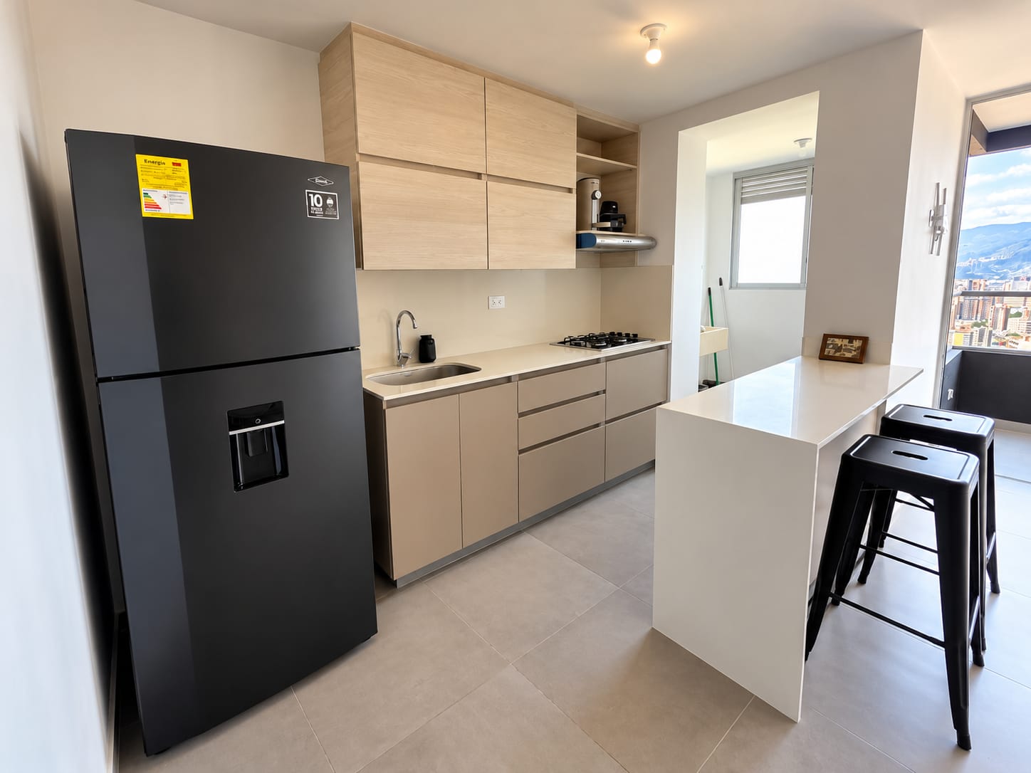 Apartamento en venta Las Lomitas Sabaneta – Piso 16 + vista