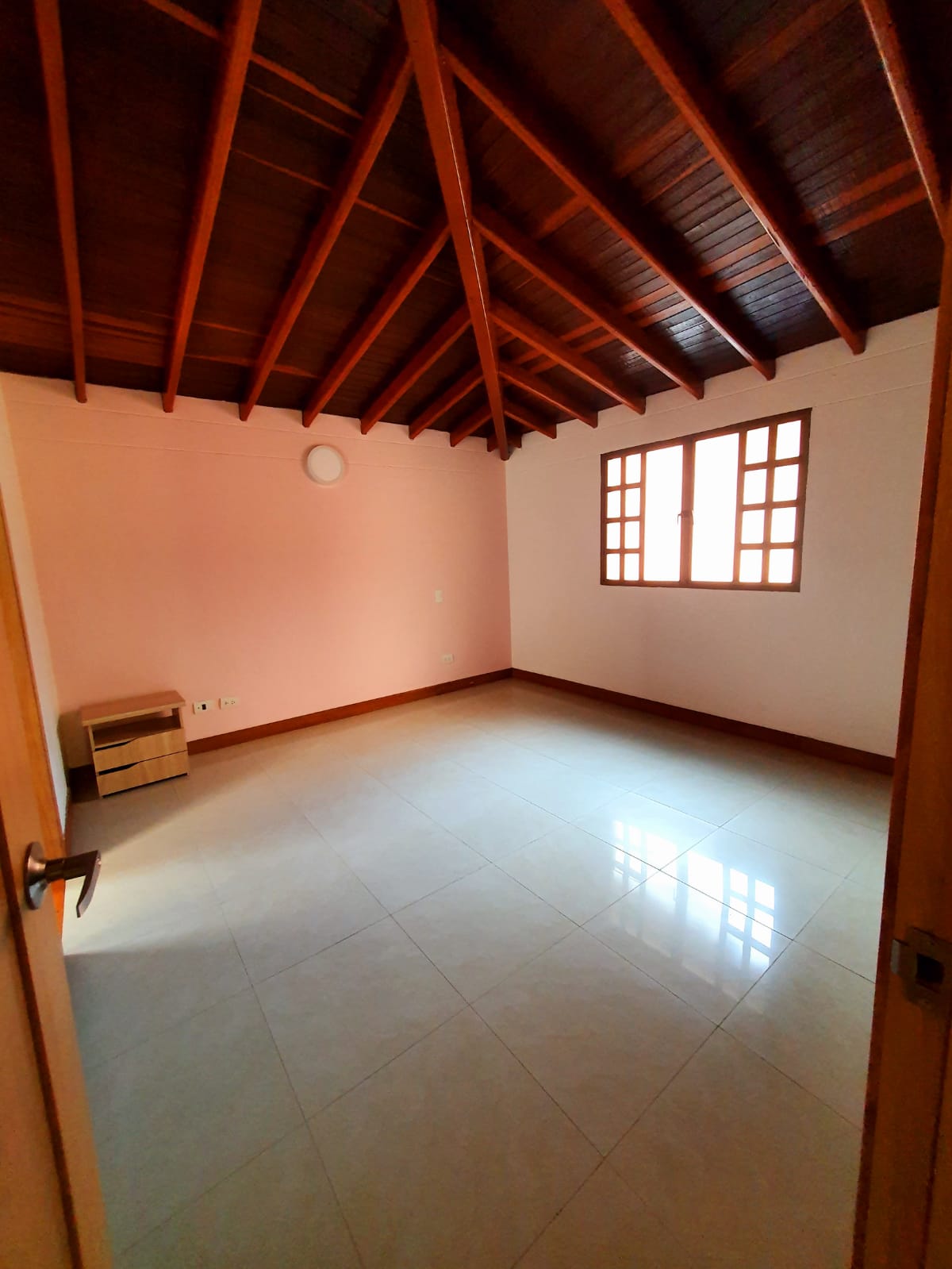 VENTA DE CASA SABANETA ANTIOQUIA.